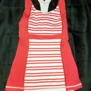 Women's Lululemon Althetic Tank w/built bra Size 4